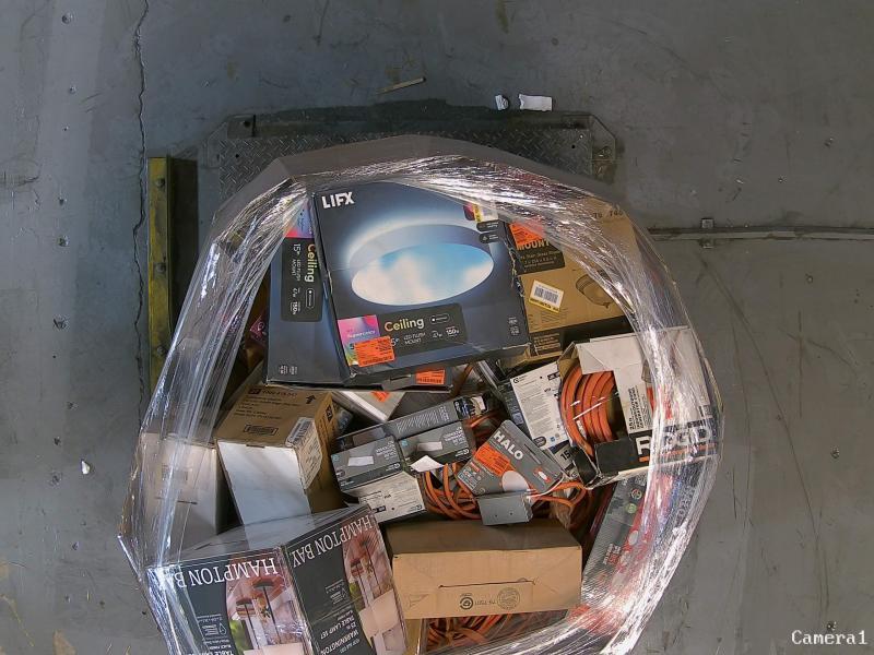 Lighting & Electrical - EcoFlow, DEWALT, HDC, Monteaux Lighting, Artika, HALO, Southwire - Est Retail $14,736- 2plts