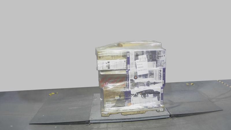 Appliances - Frigidaire 6,000 BTU 120V Window Room A/C Units, Electrolux, Vissani, Eureka, Primo - Est Retail $2,711