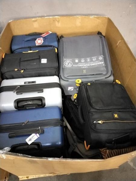 Luxury Department Store - Pallet of Accessories Returns