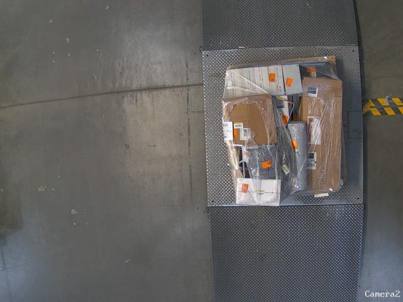 Flooring & Rugs - ROBERTS, QEP, HARDWOOD REFLECTIONS, Lifeproof, PERFORMANCE ACCESSORIES - Est Retail $3,604