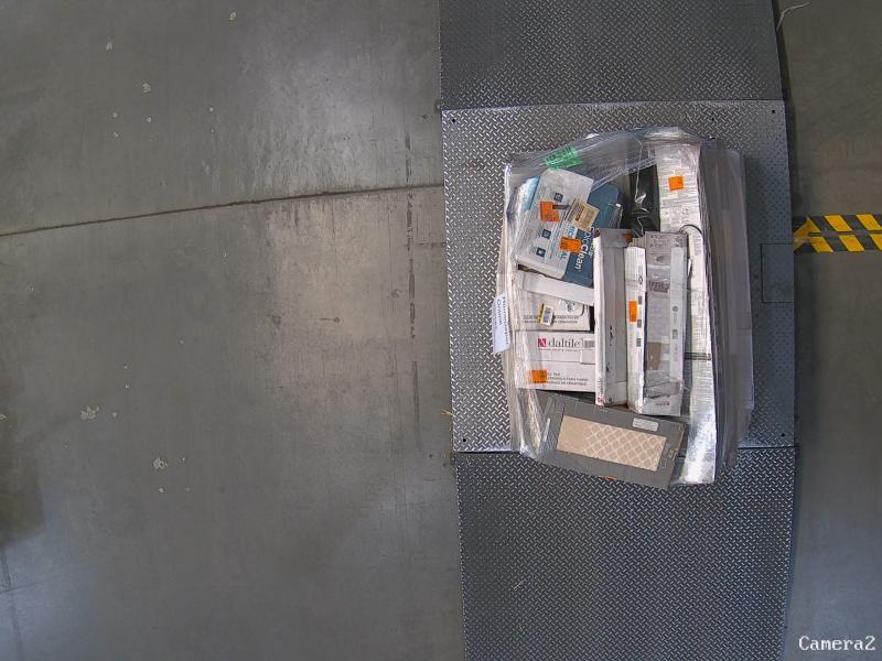 Flooring & Rugs- Lifeproof Fresh Oak Vinyl Plank Floors, Daltile, TrafficMaster, Jeffrey Court, HDC - Est Retail $1,113