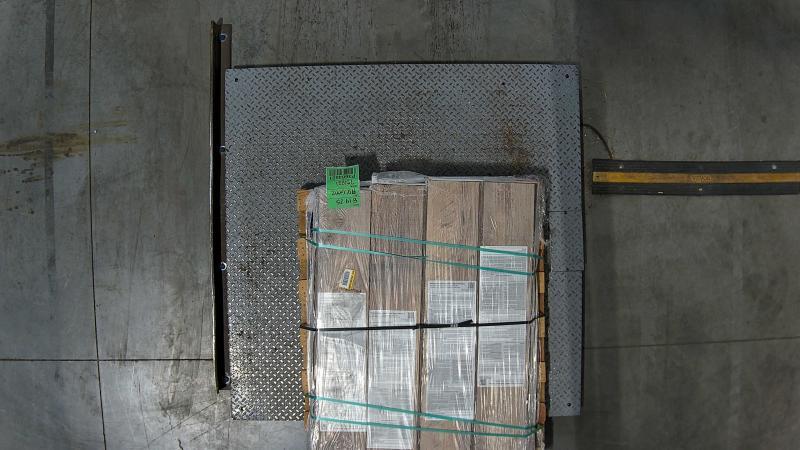 Flooring & Rugs - Krono Original Fair Locomotive Wood, HDC, A&A Surfaces, MSI, Cap A Tread - Est Retail $891- 4plts