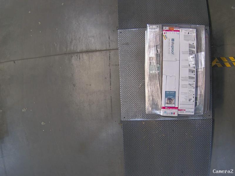 Flooring & Rugs - ROBERTS Gel Pro Carpet Knee Kicker, Lifeproof, TrafficMaster, HDC, Daltile - Est Retail $1,202- 2plts