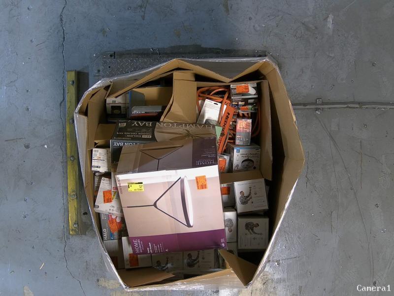 Lighting & Electrical - Wyze, HALO, RRIDGID, Skyplug, Hampton Bay, Commercial Electric - Est Retail $13,947- 2plts