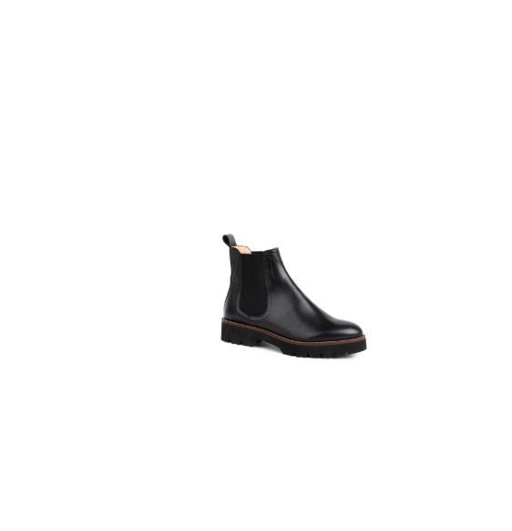 Shoes - Patricia Green, Veronica Beard, Stuart Weitzman, Tory Burch, Vionic, Ugg, Birkenstock - Original MSRP $3,751