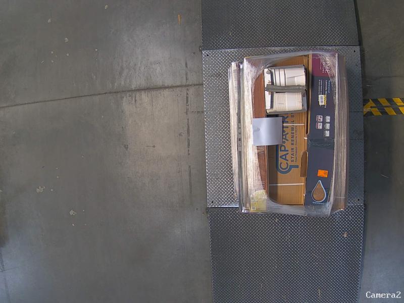 Flooring & Rugs- ROBERTS, HARDWOOD REFLECTIONS, Cap A Tread, Lifetime, Daltile, TrafficMaster -Est Retail $3,732- 2plts