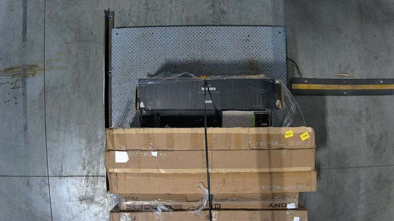 Monitors - Dell, Samsung, Sony, 38"-55" - MSRP $8,442