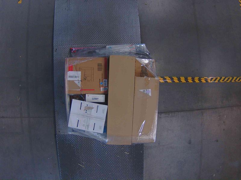 Appliances - Dyson, LG, iRobot Roomba, Eureka, Shark, Zojirushi - MSRP $7,961