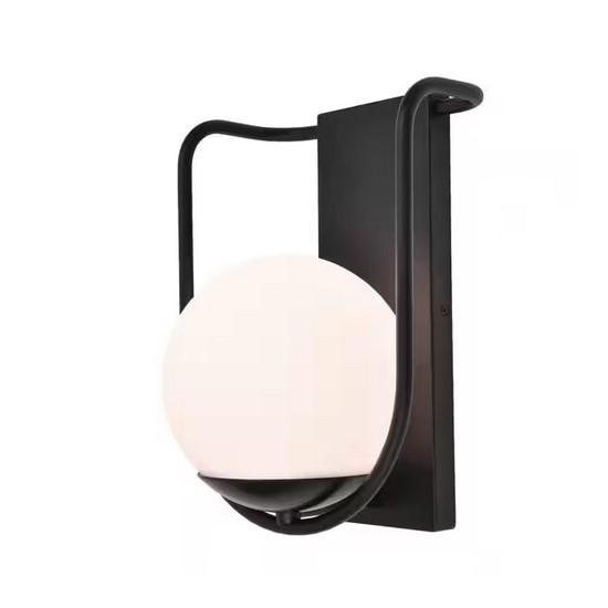 Lighting & Electrical - Lutec, Halo, Hampton Bay - Est Retail $2,104- 1plt