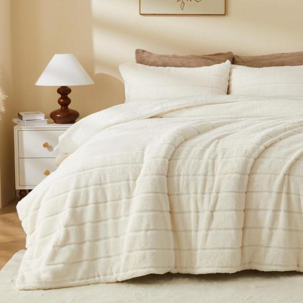 DECMAY Faux Fur King Set Warm Comforter - MSRP $59