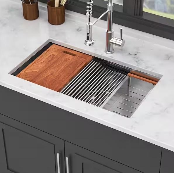 Plumbing - Timussi, PERLIRIA INC, KRAUS, Emerson, LORDEAR, Swiss Madison, HOMEMYSTIQUE, Elkay - Est Retail $4,203