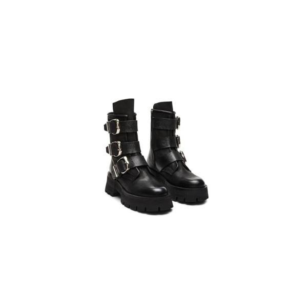 Shoes - Steve Madden Roland Motorcycle Boot, Bigmona Flat Sandals, Kali Slide Sandals, Pumps - Original MSRP $1,489