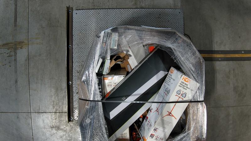 Lighting & Electrical - Southwire, Cerrowire, DSI LIGHTING, Husky, Commercial Electric, Klein Tools - Est Retail $4,841