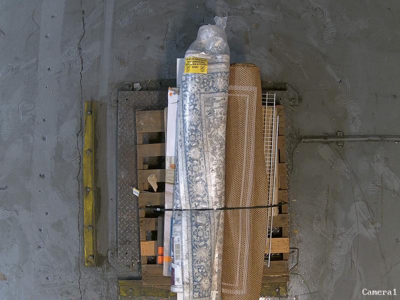 Pallet of Flooring & Rugs
