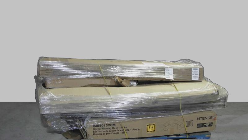 Pallet of Furniture