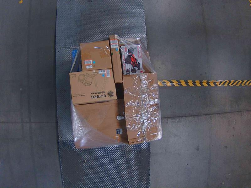 Appliances - Dyson, EcoVacs, Shark, Kenmore, Bissell, Eureka - MSRP $4,870