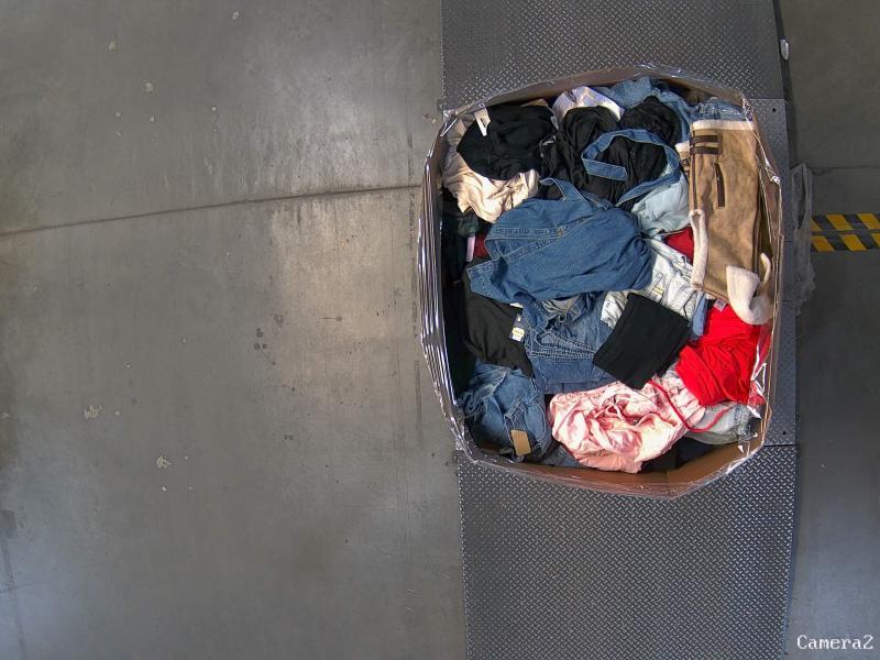 Apparel - Levi's, Goodfellow & Co, Converse, A New Day, Universal Thread, Future Collective - Est Retail $9,910- 1 plt