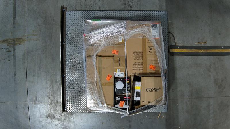 Lighting & Electrical - Progress Lighting, ANTOINE, Uolfin, HDC, Armacost Lighting, Globe Electric - Est Retail $1,935