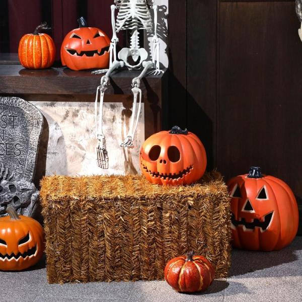 Suzile Halloween Decorative Straw Bale, 24x12x12 - MSRP $34