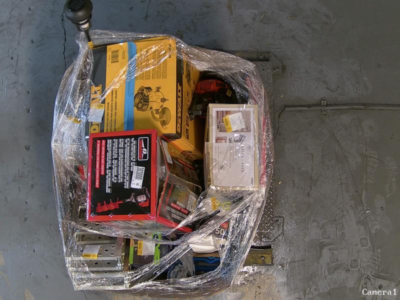 ThunderBay 43cc 1-man Auger Powerhead, CRAFTSMAN S205 46cc 2-cycle 20in Gas Chainsaw, Utilitech Pump - MSRP $3,184
