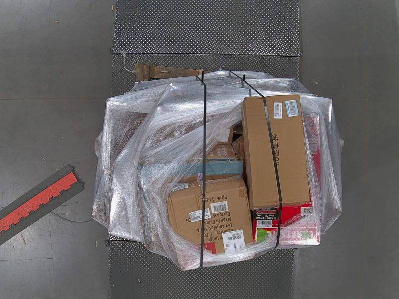 UGG Kenzie Full/Queen Comforter, CRAFTSMAN 1/2HP Smart Garage Door Opener, Koblenz Shampooer/Polisher - MSRP $2,954