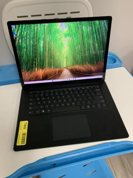 Microsoft Surface Laptop 4 15" - Windows 11