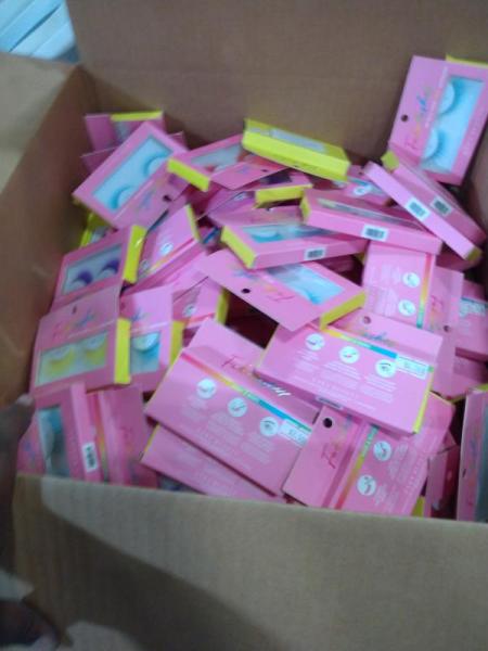 Health & Beauty - Kara Beauty Green Ombre Fabulashes - MSRP $1,548