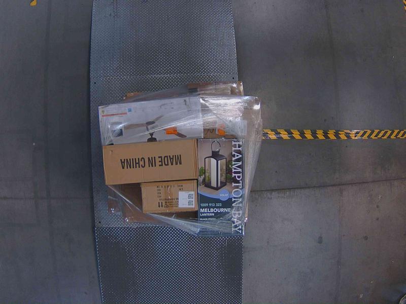 Lighting & Electrical - FANIMATION, Y'INSP, YUHAO, EDISLIVE, ANTOINE, Tidoin, Breezary, LNC, HUOKU - Est Retail $3,475