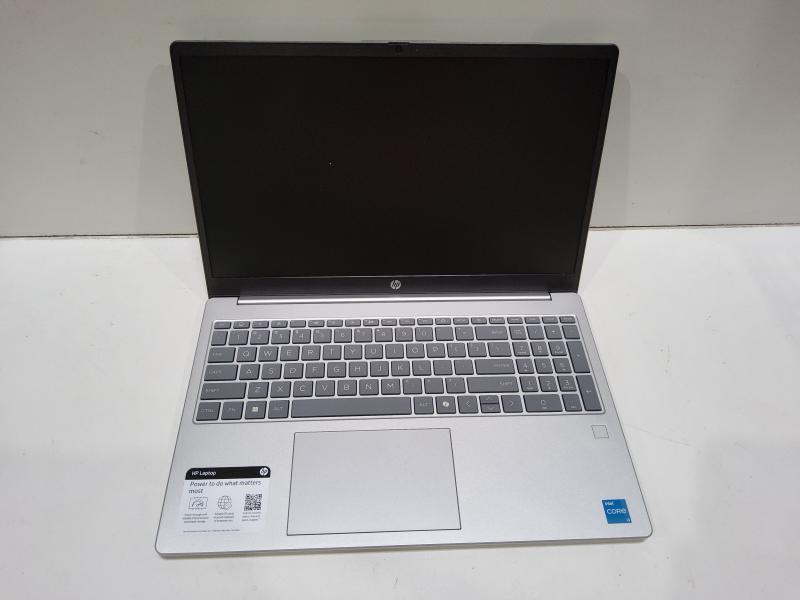 C Grade - HP 15.6" LED Laptop, Intel Core i3-N305, 8GB RAM, No SSD, No OS (B42YPUA#ABA) - MSRP $529