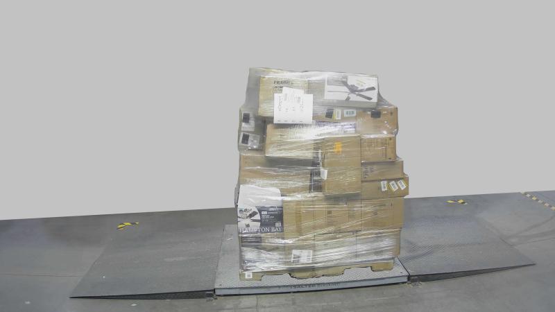 Lighting & Electrical - GE, Kichler, matrix decor, FINXIN, HDC, LNC, Pacific Core, BICIK - Est Retail $11,282- 2plts