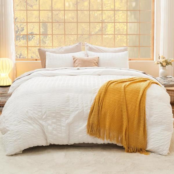 Home - CASTLELIFE Candle Warmer Lamp, Litanika White Comforter Full Size Set - MSRP $3,152