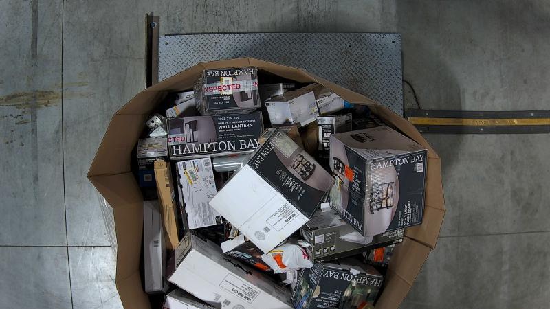 Lighting & Electrical - Commerical Electric, HDC, Hampton Bay - Est Retail $4,492- 1plt