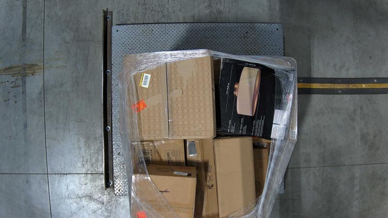 Lighting & Electrical - Yuhao, Antoine, LNC, AriSkeen, Tozing - Est Retail $3,829- 1plt