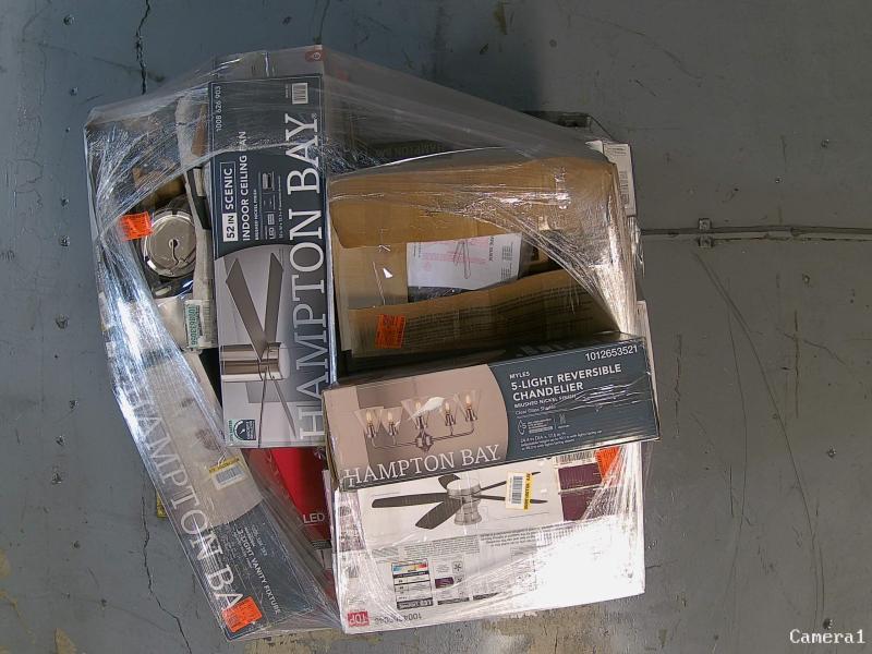 Lighting & Electrical - HDC, Commerical Electric, Hunter, Hampton Bay - Est Retail $3,627- 1plt