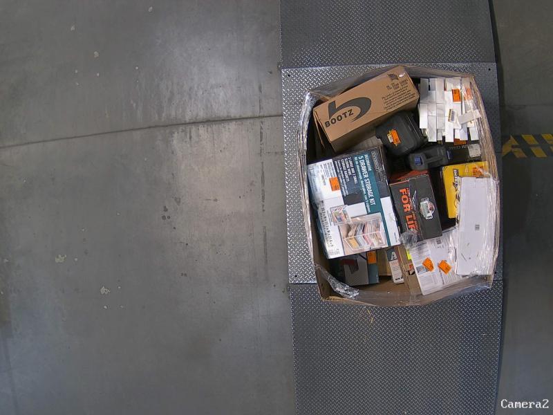 Flooring & Rugs - Ivy Hill Tile, MSI, LVT Cutter, HDC, TrafficMaster - Est Retail $1,603- 1plt