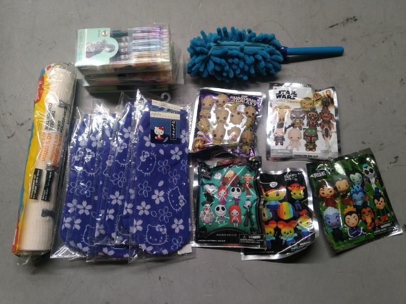 General Merchandise - Nuvalu Button Resinous Garden Swing X, Microfiber Telescopic Duster - MSRP $880