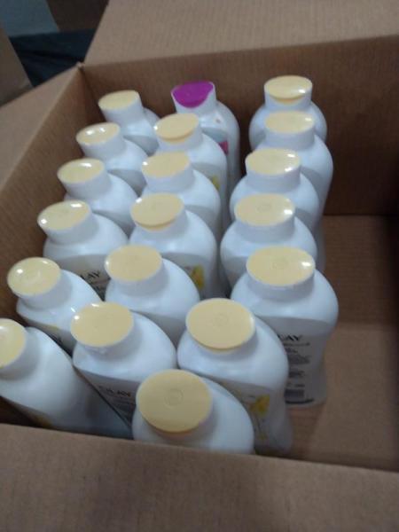 Health & Beauty - OLAY Fresh Outlast Bodywash, KISS Lash Couture False Eyelashes Jubilee - MSRP $1,246