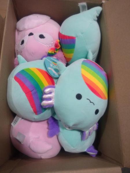 Seasonal - Festive Glow Sticks, Candle Care Sets, Monogram Tumblers, Picture Frames, Monogram Mugs - MSRP $7,955