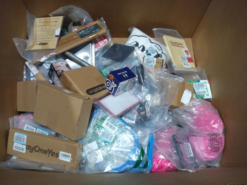 Home - Intelligent Design Raina Comforter Set, Wisteria Hanging Flowers - MSRP $1,489