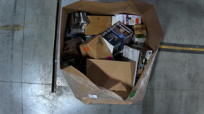 Lighting & Electrical - Commercial Electric, Halo, Hampton Bay - Est Retail $4,211- 1plt