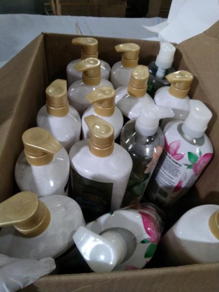 Local Pickup Only - Health & Beauty - Pantene Pro-V Conditioner Daily Moisture Renewal 38.2 Fl Oz - MSRP $242