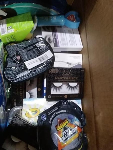 Health & Beauty - Eucerin Eye Cream, Mueller Knee Brace, Eucerin Sunscreen Lotion - MSRP $8,090