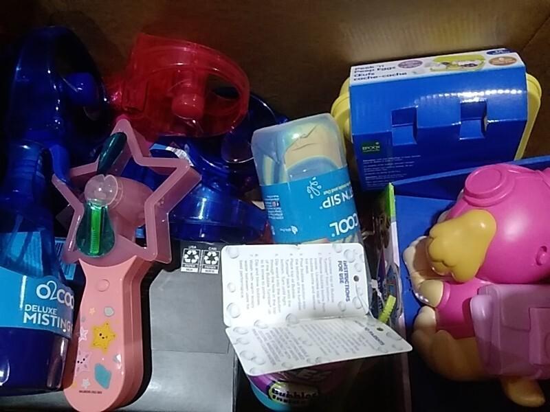 Health & Beauty - Geske Facial Roller, Bondi Sands Self Tan Eraser, Neutrogena Hydro Boost Eye Cream - MSRP $8,521