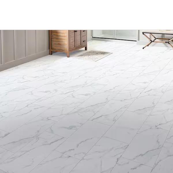 Flooring & Rugs - Lifeproof, TrafficMaster, HDC - Est Retail $1,168- 1plt