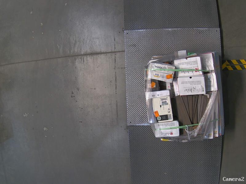 Flooring & Rugs - Bruce redefine Cocoa Twilight Vinyl Tiles, Lifeproof, Malibu Wide Plank, Daltile - Est Retail $1,617