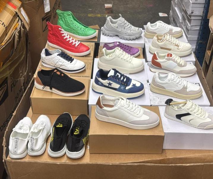 Bulk Lot of 200 Mixed Brand Sneakers Men's & Women's