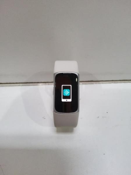 Fitbit Charge 6, Porcelain/Silver Aluminum - Est Retail $159