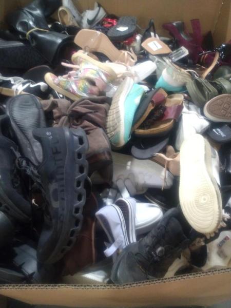 Luxury Department Store - Pallet of Shoes Returns