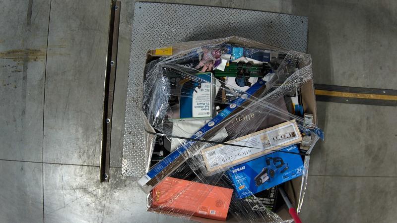 EGO POWER+ 56V 5Ah Lithium Ion Battery, EGO POWER+ 56V 16in Battery Chainsaw, Kobalt Gen4 40V Pole Saw - MSRP $5,300