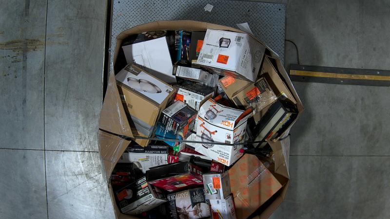 Lighting & Electrical - Lifx, Airthings, Wyze, Halo, Commercial Electric - Est Retail $9,195- 1plt